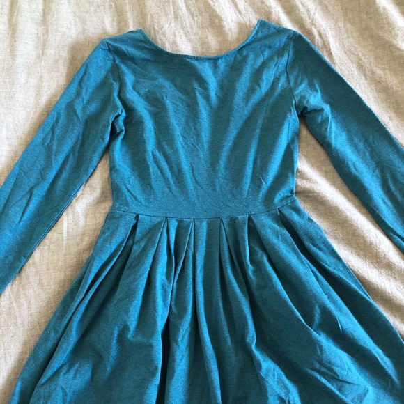 Aritzia dress - Picture 2 of 3